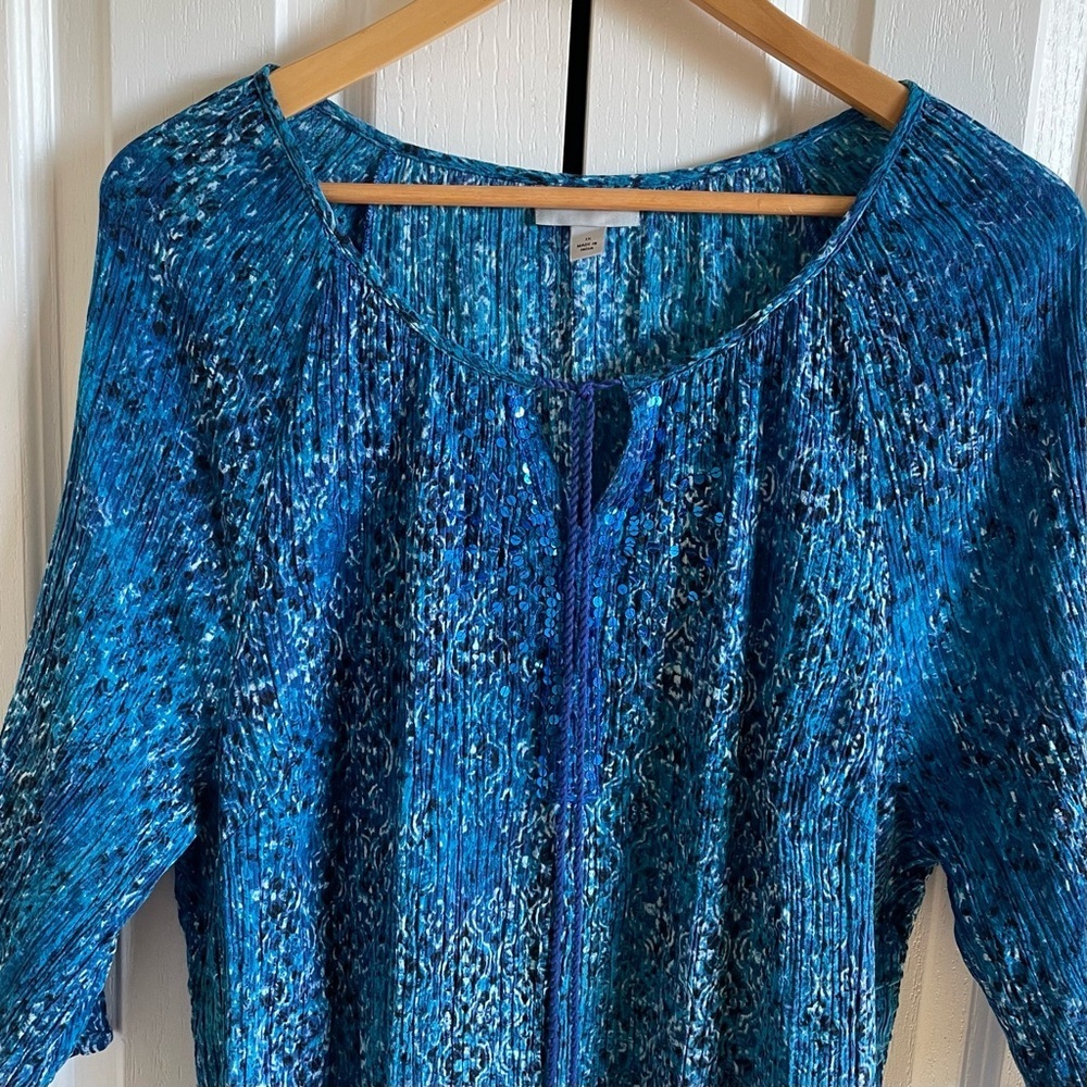 Catherines Tunic Top Women’s 1X Blue Paisley Tassel Tie Sequin Slit Lightweight - Picture 2 of 15